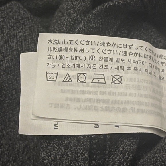 Preowned Hollister Men’s White and Navy Colorblock Polo Size Small . - Picture 6 of 10